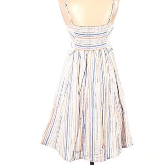 Gap Fit and Flare Cami Dress in Linen-Cotton Striped Dress, Size 4 - Picture 2 of 4